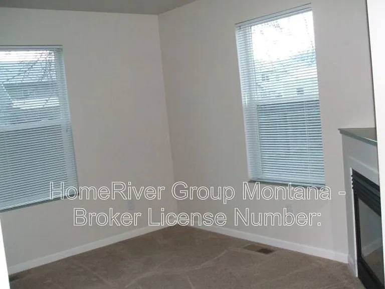 136 N Grant St #A — Photo 3