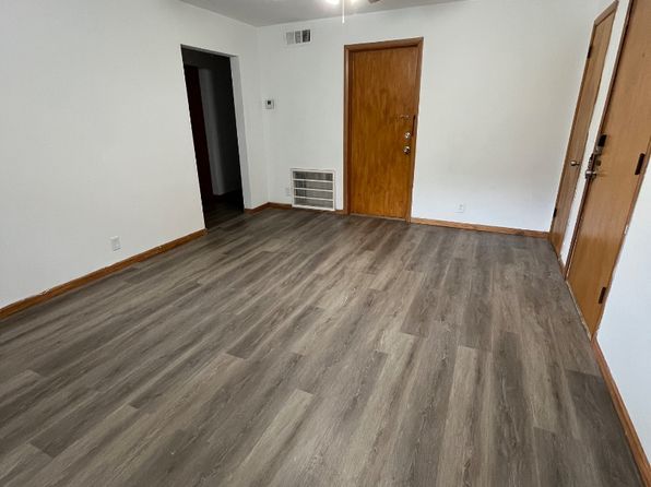3221 Woolworth Ave APT 2