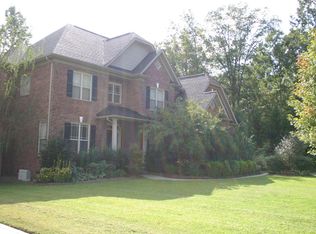 253 Limerick Dr, Matthews, NC 28104