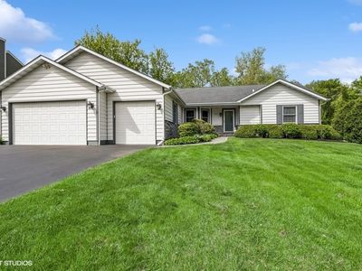 972 W Shore Dr, Fox Lake, IL, 60020