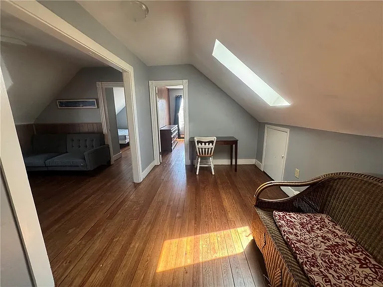 60 Berkeley Ave #2 — Photo 19