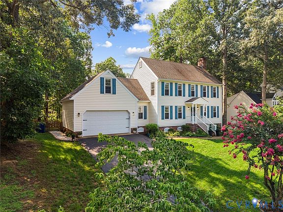 2nd image of 10274 Matthews Grove Ln