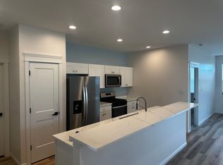 387 S Madison St, Crown Point, IN 46307