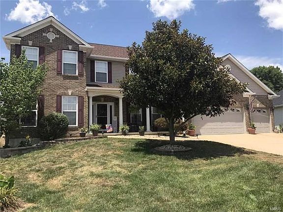 Gorgeous Landscape including a gorgeous Magnolia tree