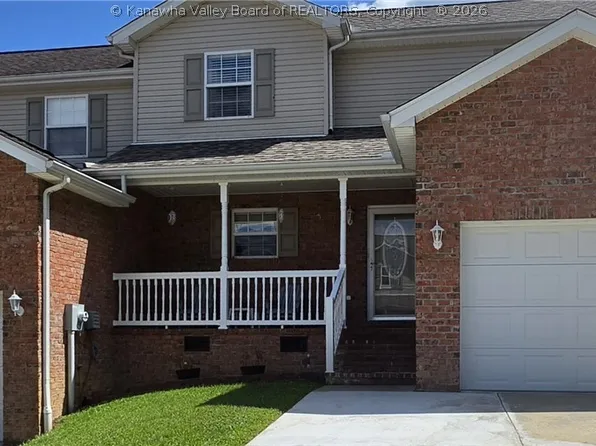 19 Moonlight Dr, Elkview, WV 25071