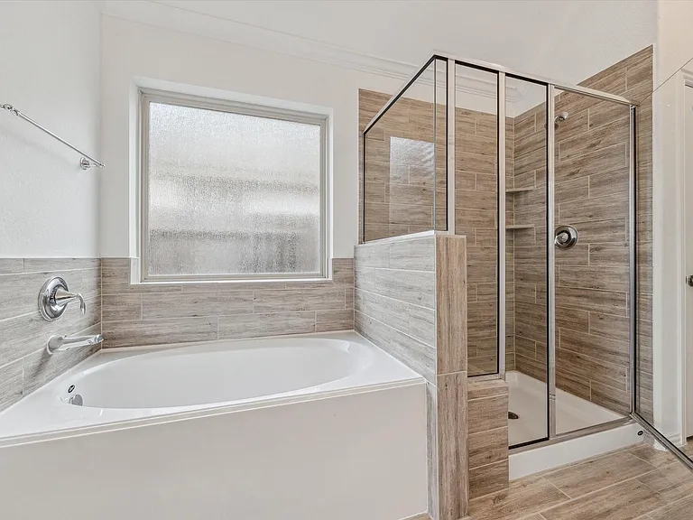 4838 Albany Ridge Ln — Photo 24