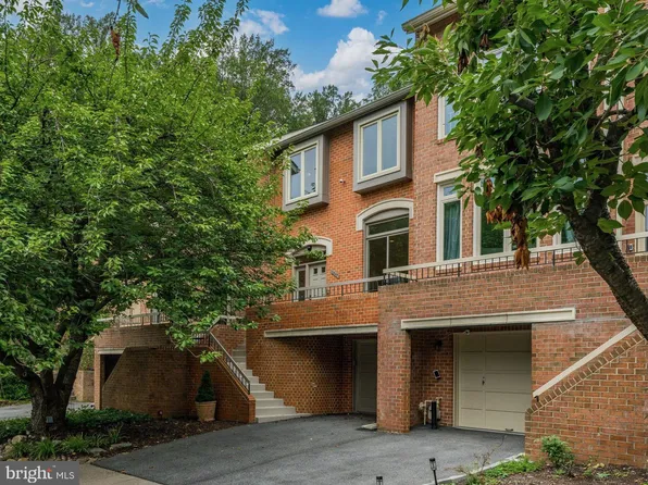 10847 Whiterim Dr, Rockville, MD 20854