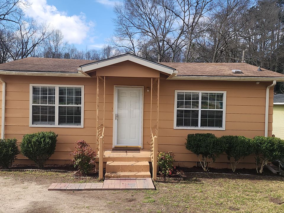 1st image of 605 Martin Luther King Dr