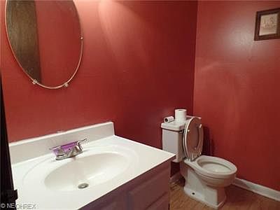 5th image of 13940 James Dr