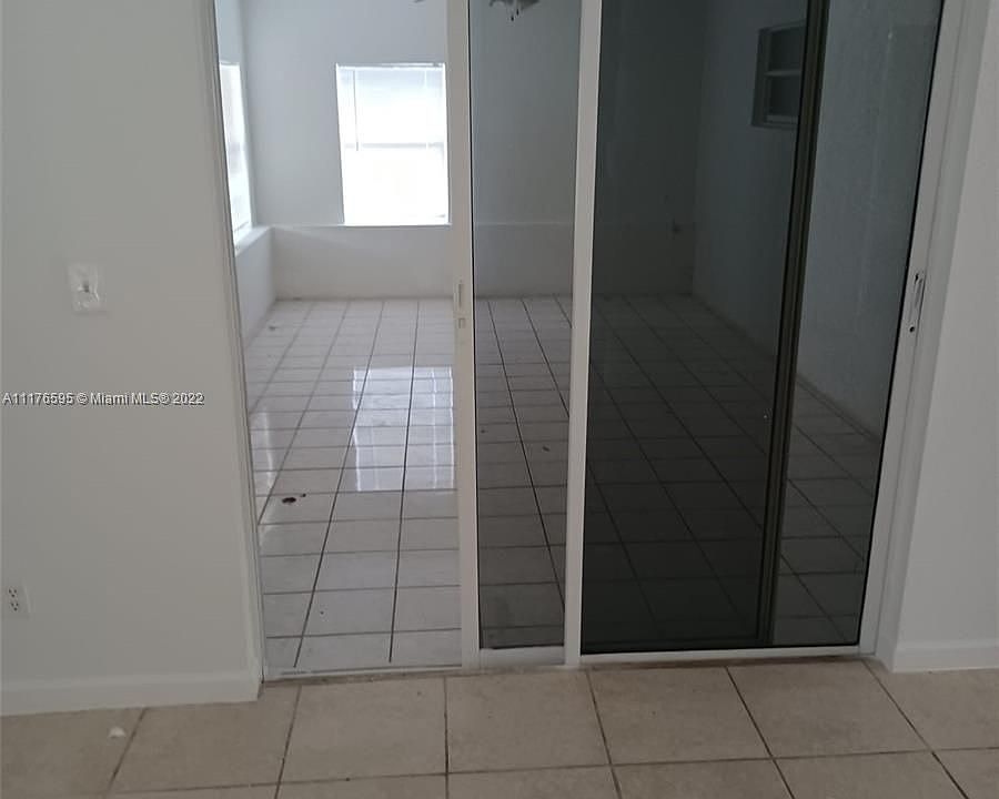 1st image of 7002 Santa Clara Blvd #1