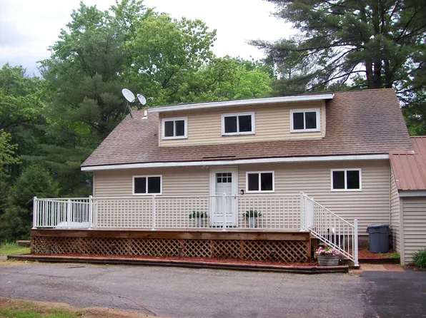 W1516 Garden Ln, Montello, WI 53949