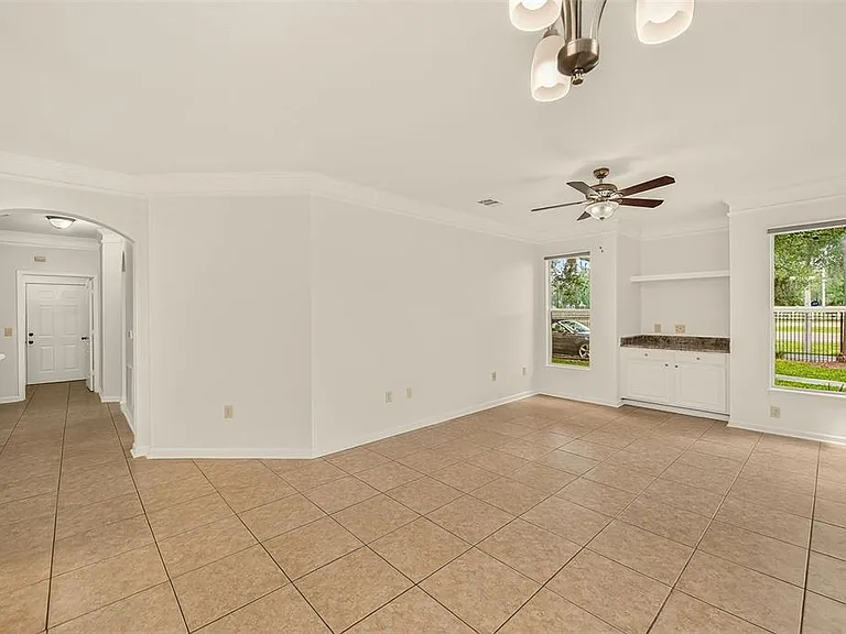18138 Villa Creek Dr #18138 — Photo 6