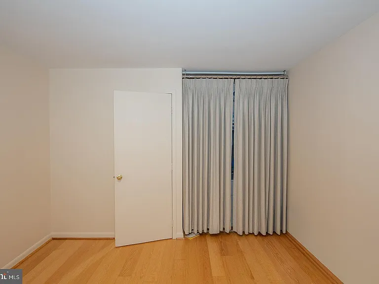 1637 Oakwood Dr #S122 — Photo 19