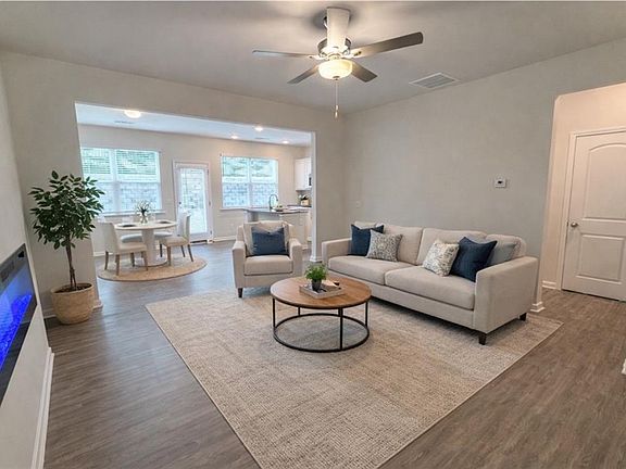 5th image of 276 Whitetail Cir