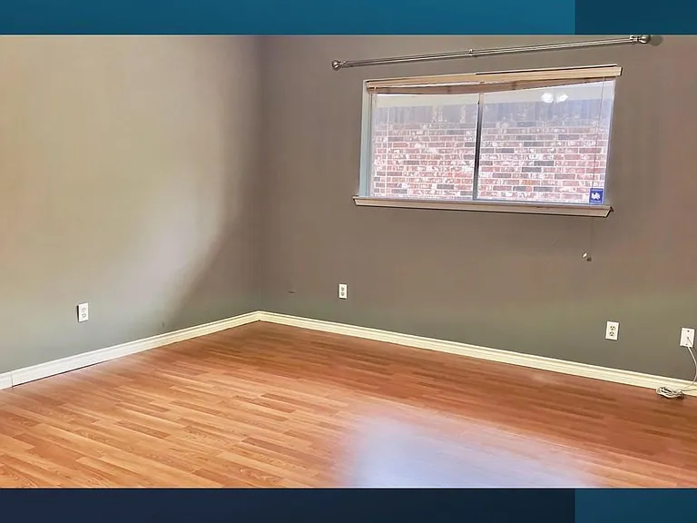 439 Woodrail Dr — Photo 19