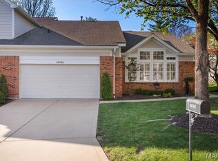 16762 Chesterfield Bluffs Cir, Chesterfield, MO
