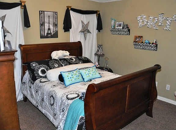 3rd image of 2217 Briary Trace Ct