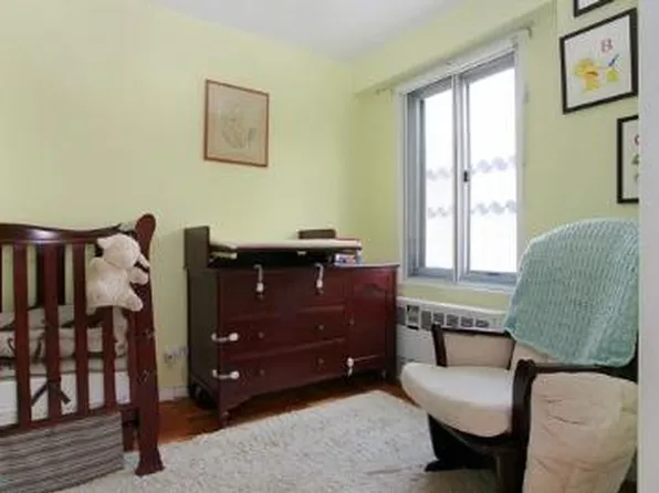 175 West 12th Street image 1 of 5