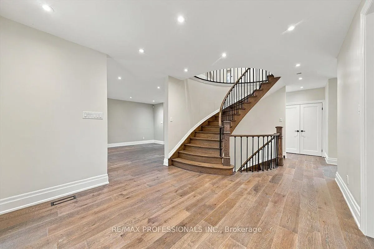 4 bed, $11,500 — Photo 4