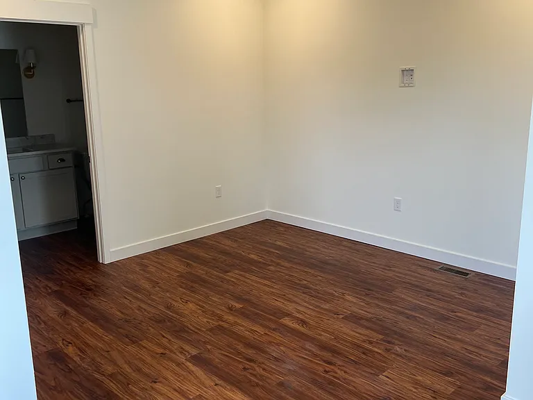 2526 Arlene Pl — Photo 7