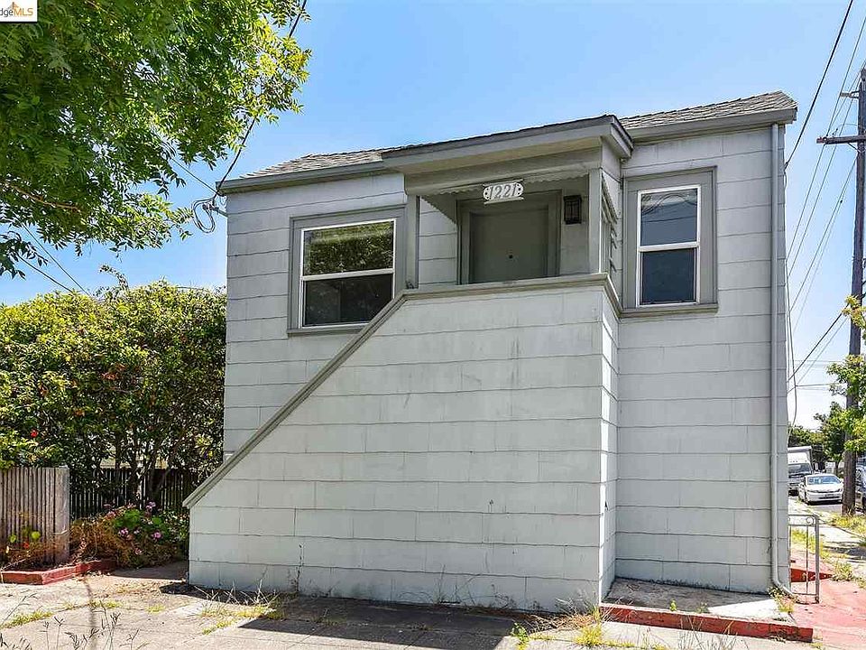 2nd image of 1221 62nd St