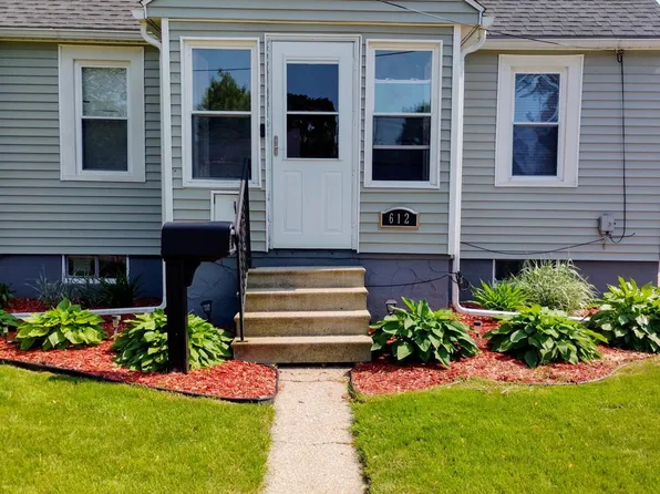612 Bradfield St, Bay City, MI 48706