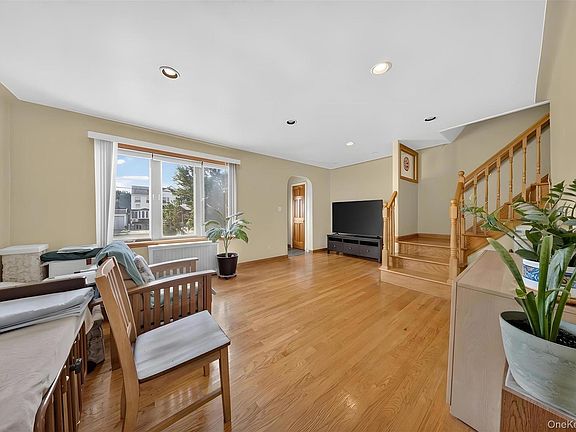 2nd image of 198-23 29th Avenue