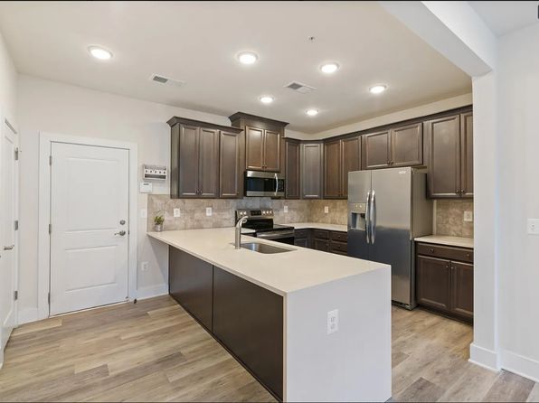 613 Herndon Pkwy #613