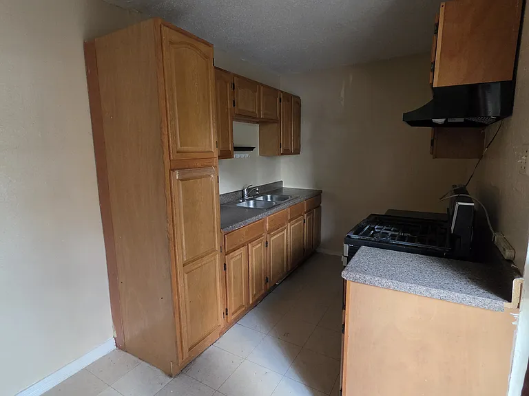5511 Painted Horse St — Photo 8