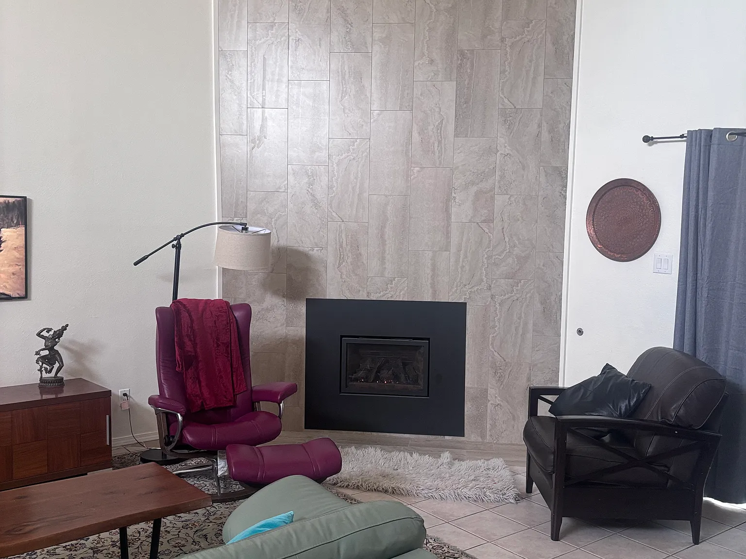 3 bed, 1800 sqft, $2,100 — Photo 2