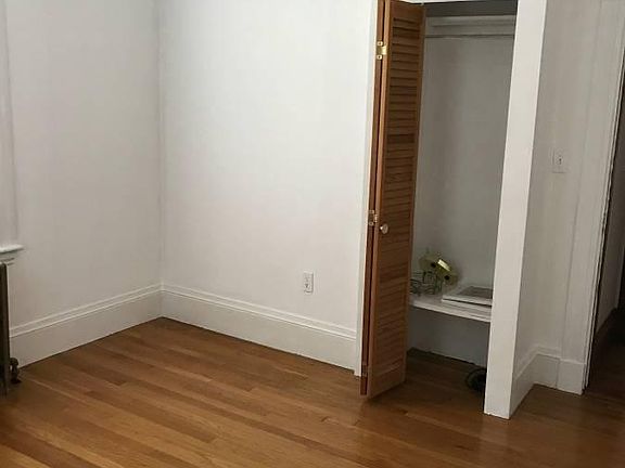 2nd image of 279 Railroad Ave