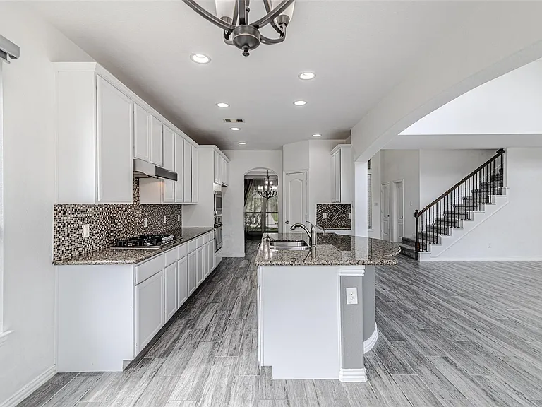 6219 Saint Rosalia Dr — Photo 16