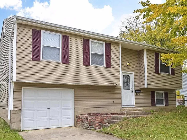 11716 Elkwood Dr — Photo 1