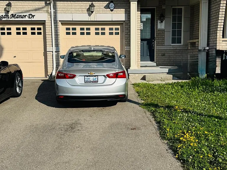 Hogan Manor Dr — Photo 1