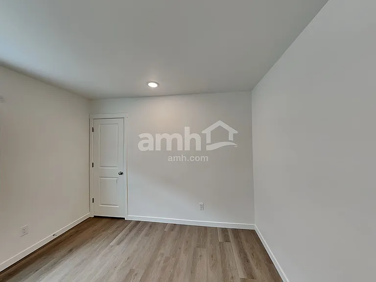 310 N Addison Way — Photo 17