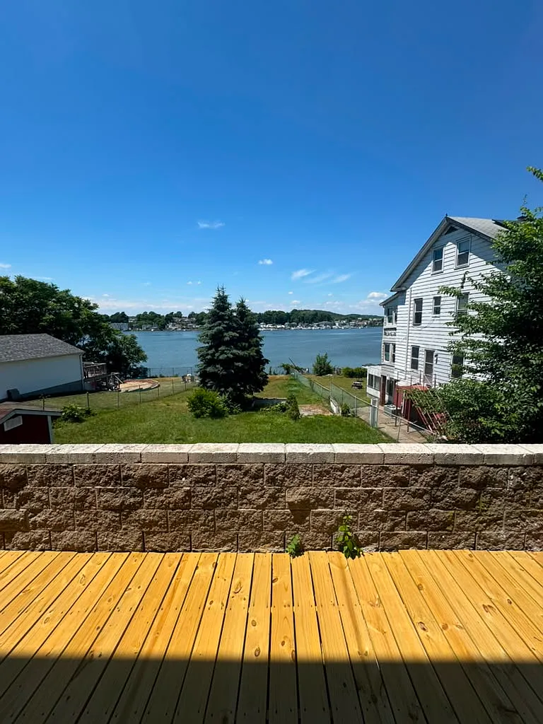 800 Quinnipiac Ave — Photo 1