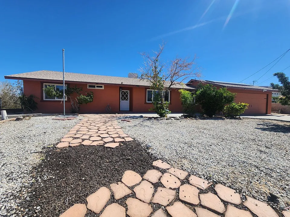 73477 Desert Dr