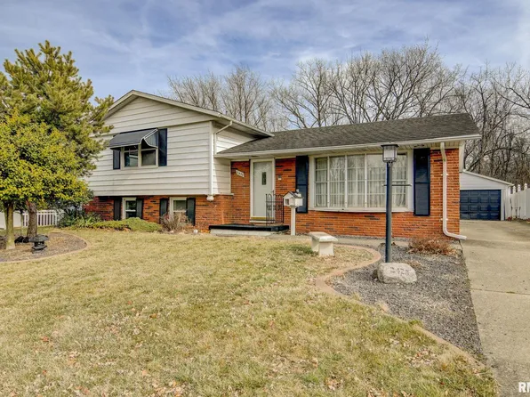 2428 Cahokia Dr, Springfield, IL 62702