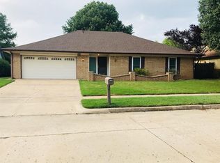 2320 W Gary St, Broken Arrow, OK 74012