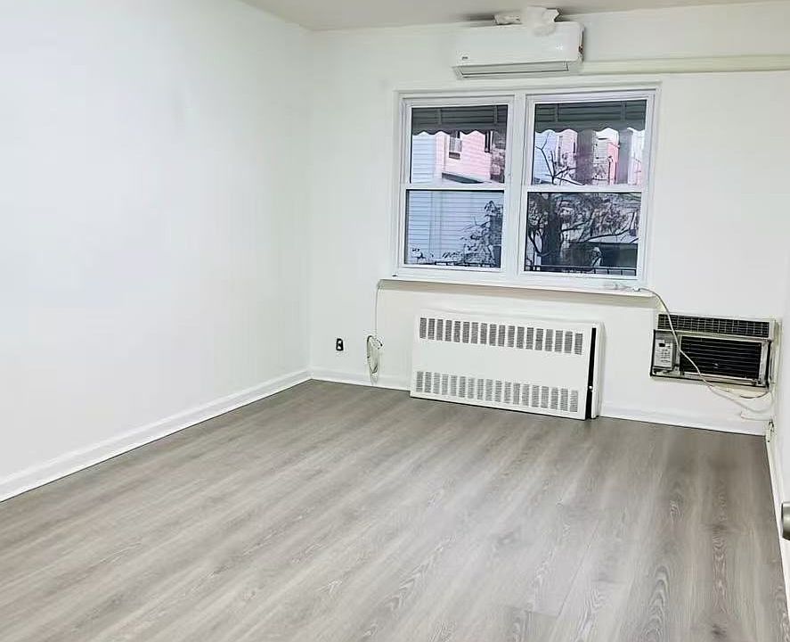 1st image of 20012 32nd Ave #2