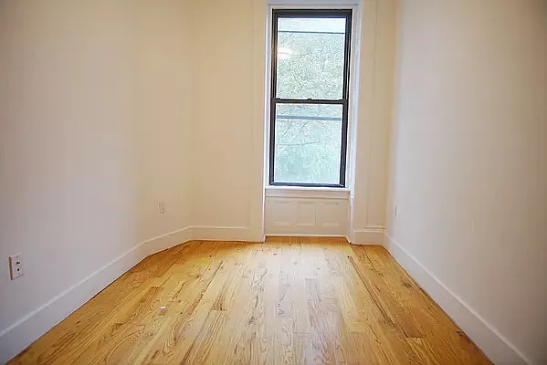 Rented by Compass | media 3