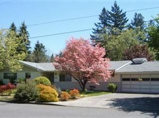 1205 SE Harvey Dr, Grants Pass, OR 97526