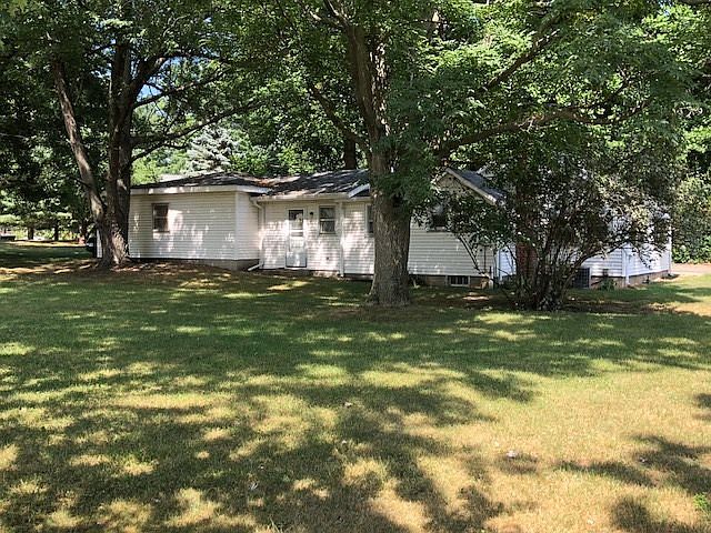 2nd image of 802 E College Ave