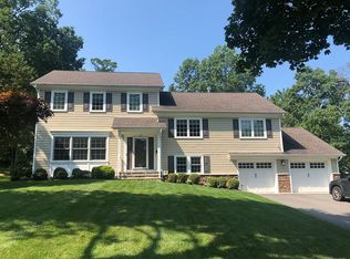 6 Timber Hill Dr, Livingston, NJ 07039