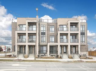 721 Lawrence Ave W #82, Toronto, ON M6A 0C6