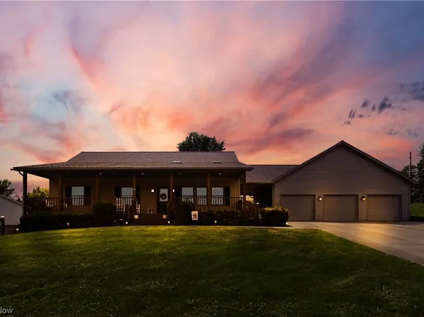 415 Fancy Ct, Somerset, OH 43783