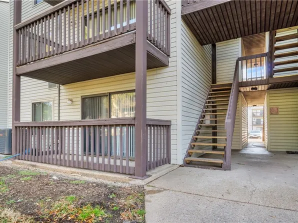 129 Haverford Ct, Hampton, VA 23666