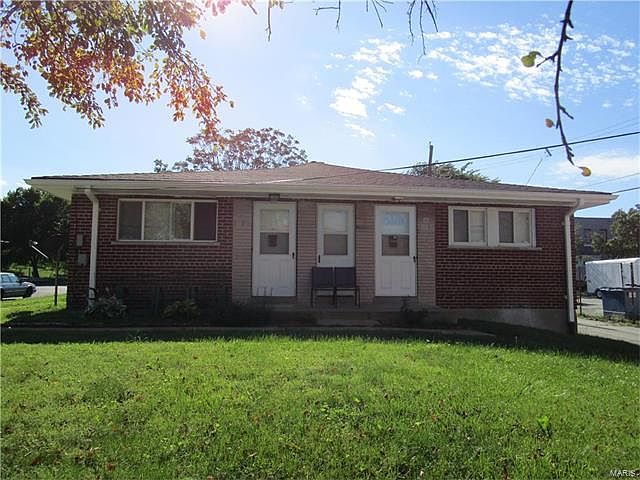 1st image of 1718-1720 Iowa Ave