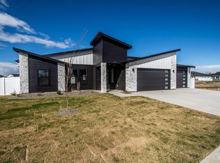 1225 NW 21st St, Fruitland, ID 83619