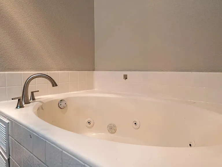 2808 High Pointe Blvd — Photo 30